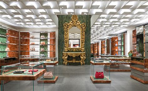 dolce gabbana boutique milan|dolce gabbana outlet store.